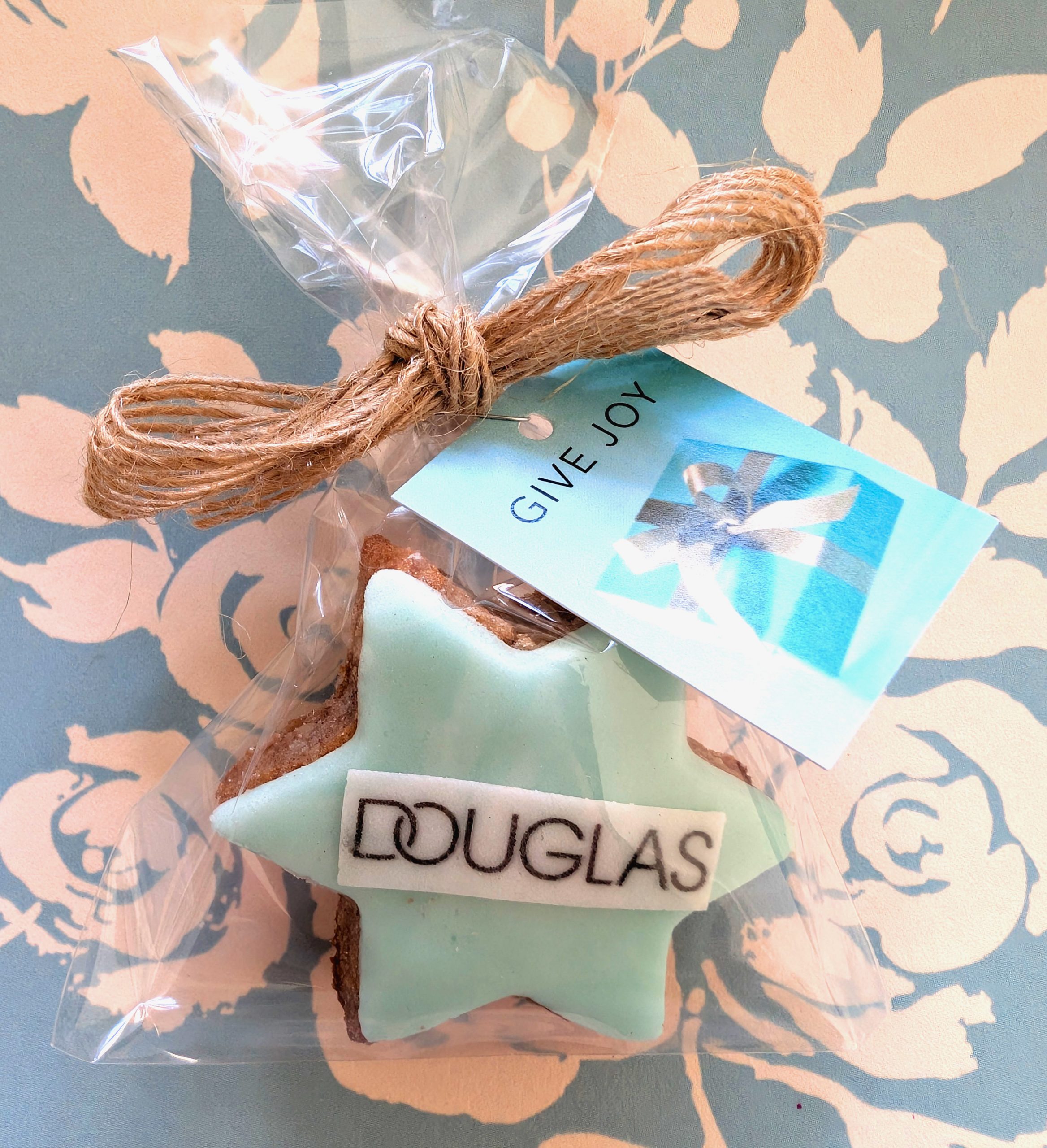 zimtsterne douglas mit personalisiertem handtag